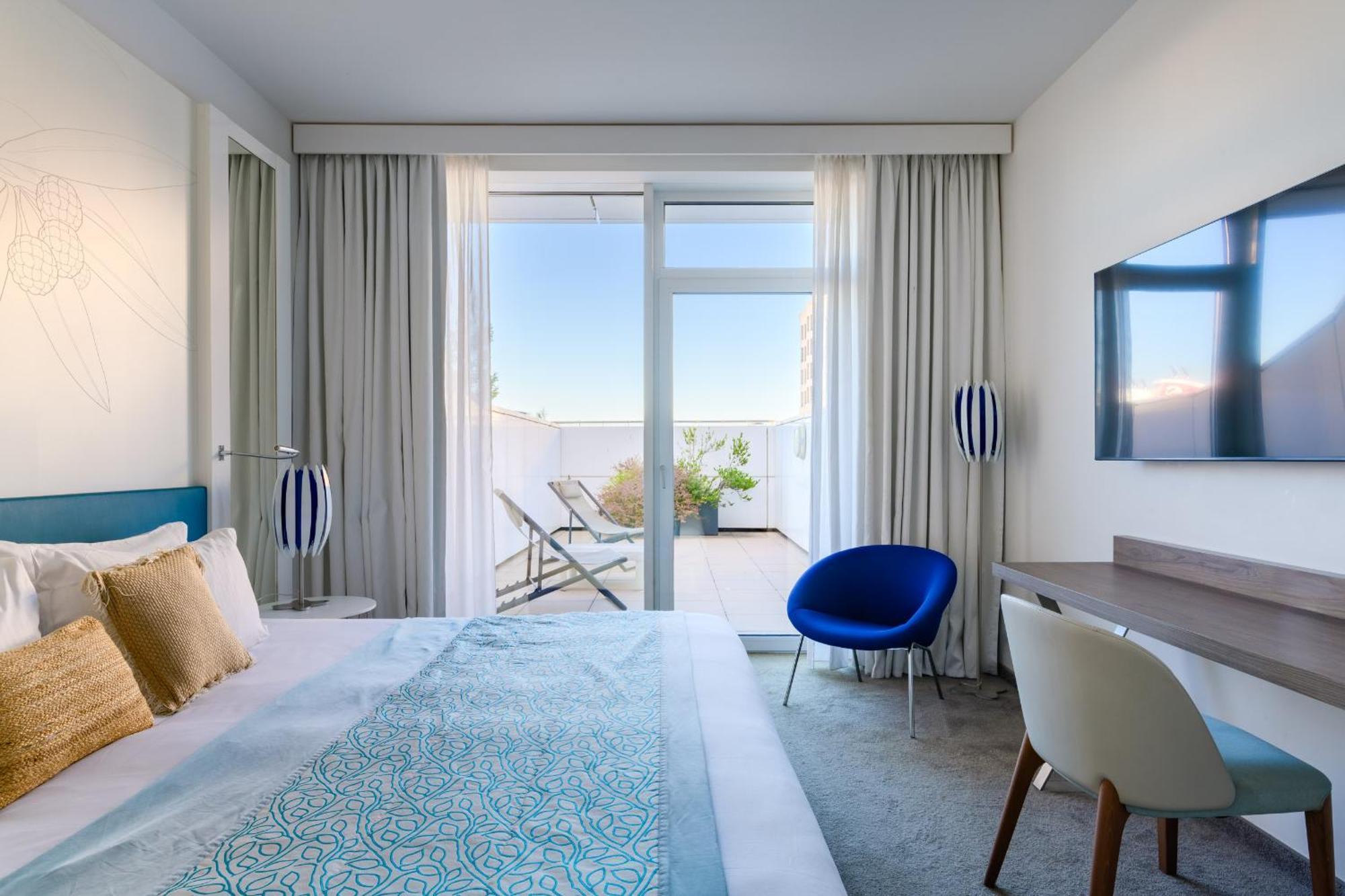 Superior Room Terrace