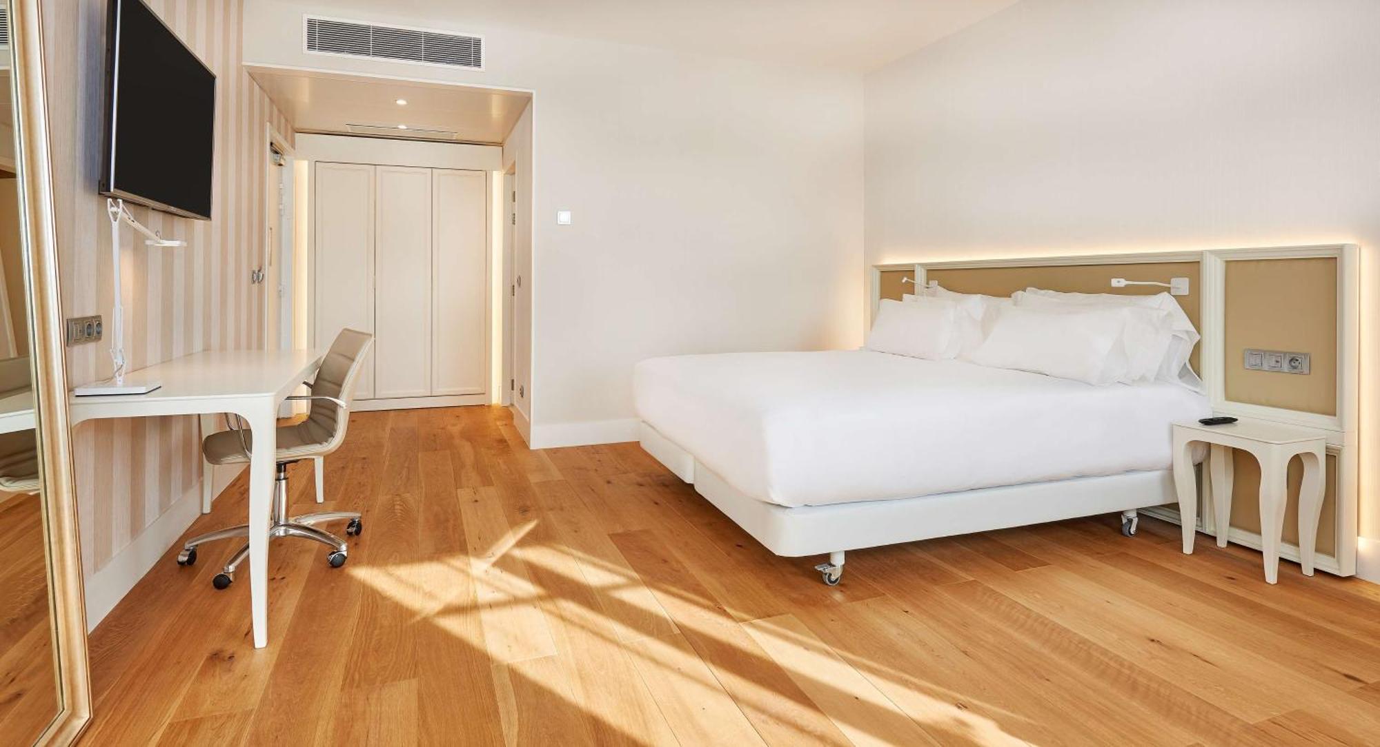 Chambre de Luxe avec Lit d'Appoint