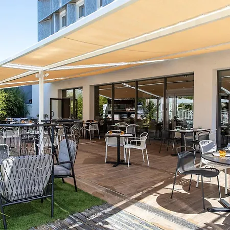 AC Hotel by Marriott Marseille Prado Vélodrome-2